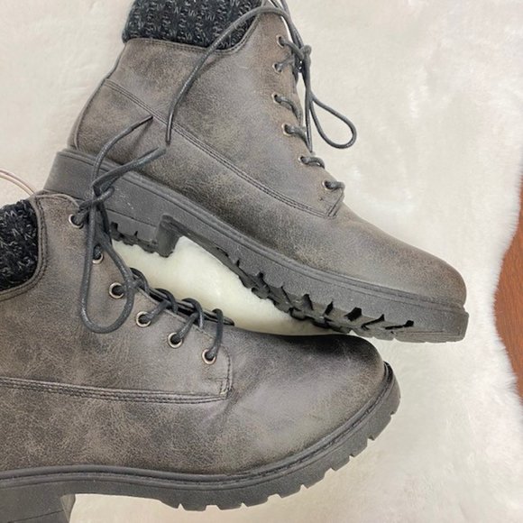 Blue Suede Shoes Sweater Top Lace Up‎ Boots Chunky Heel, size 10 - Picture 7 of 11